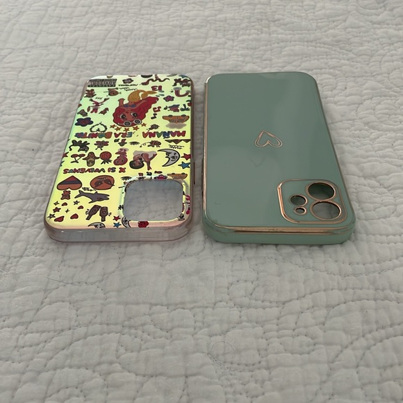 iPhone 12 case bundle - Picture 5 of 7